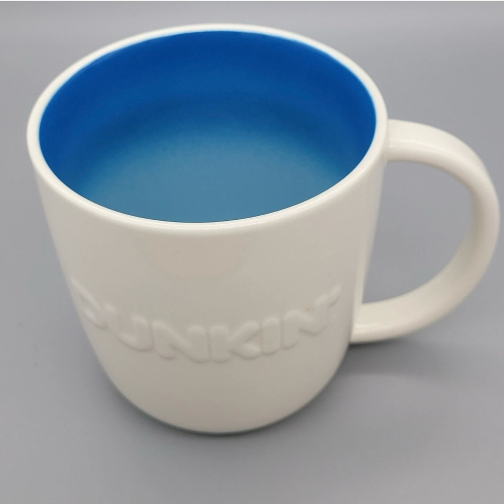 New Dunkin' Donuts White Ceramic Coffee Mug 20oz Embossed Ombre Blue Inside.